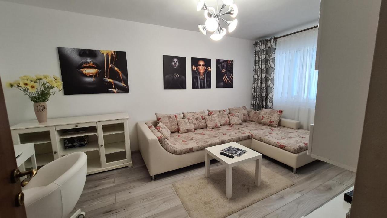 White Glamour Buzau Exterior photo