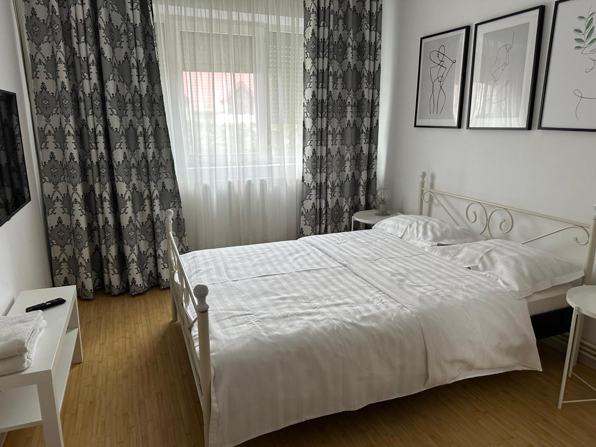 White Glamour Buzau Exterior photo